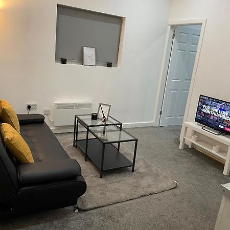 Apartment In Bham City Centre Free Parking Sleeps 3 Birmingham Exterior photo